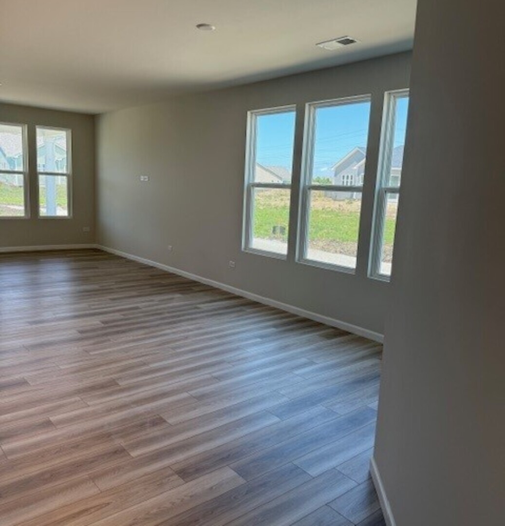 3302 Wildlight Road, Aurora, IL 60503