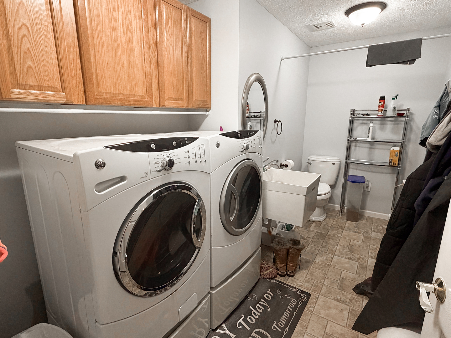 315 Burcham Drive, Leroy, IL 61752