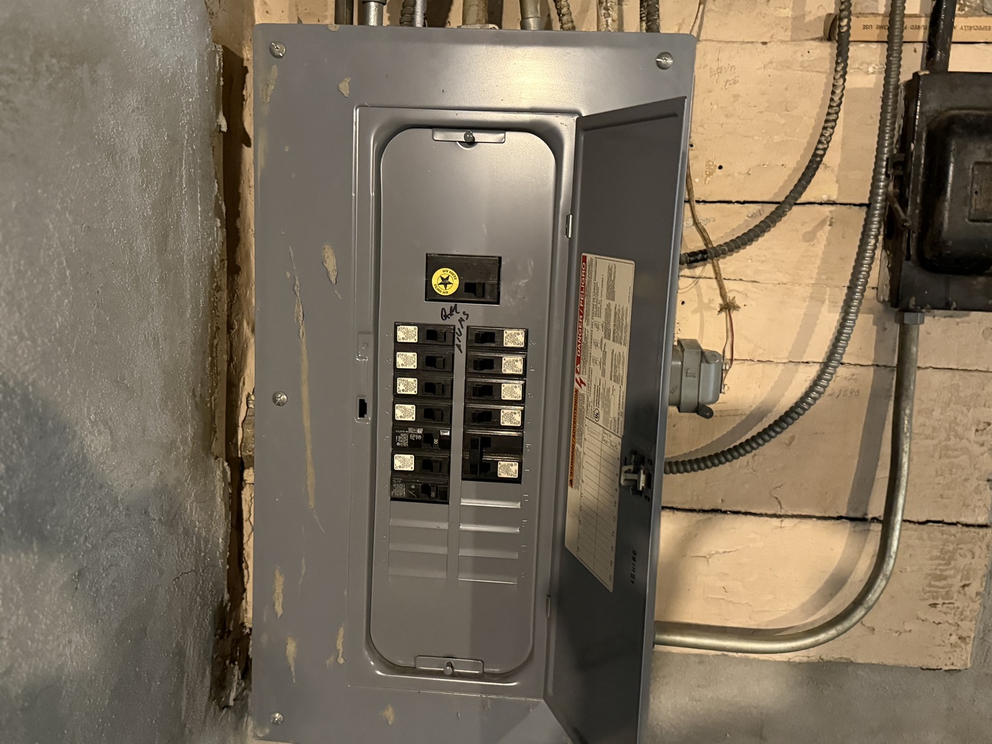 6226 S Francisco Avenue, Chicago, IL 60629