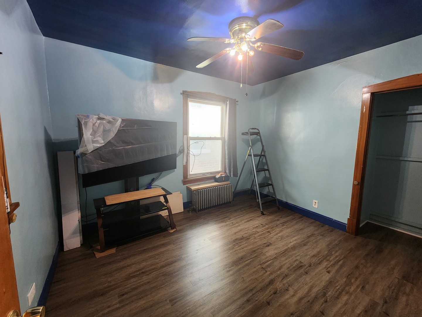 6226 S Francisco Avenue, Chicago, IL 60629