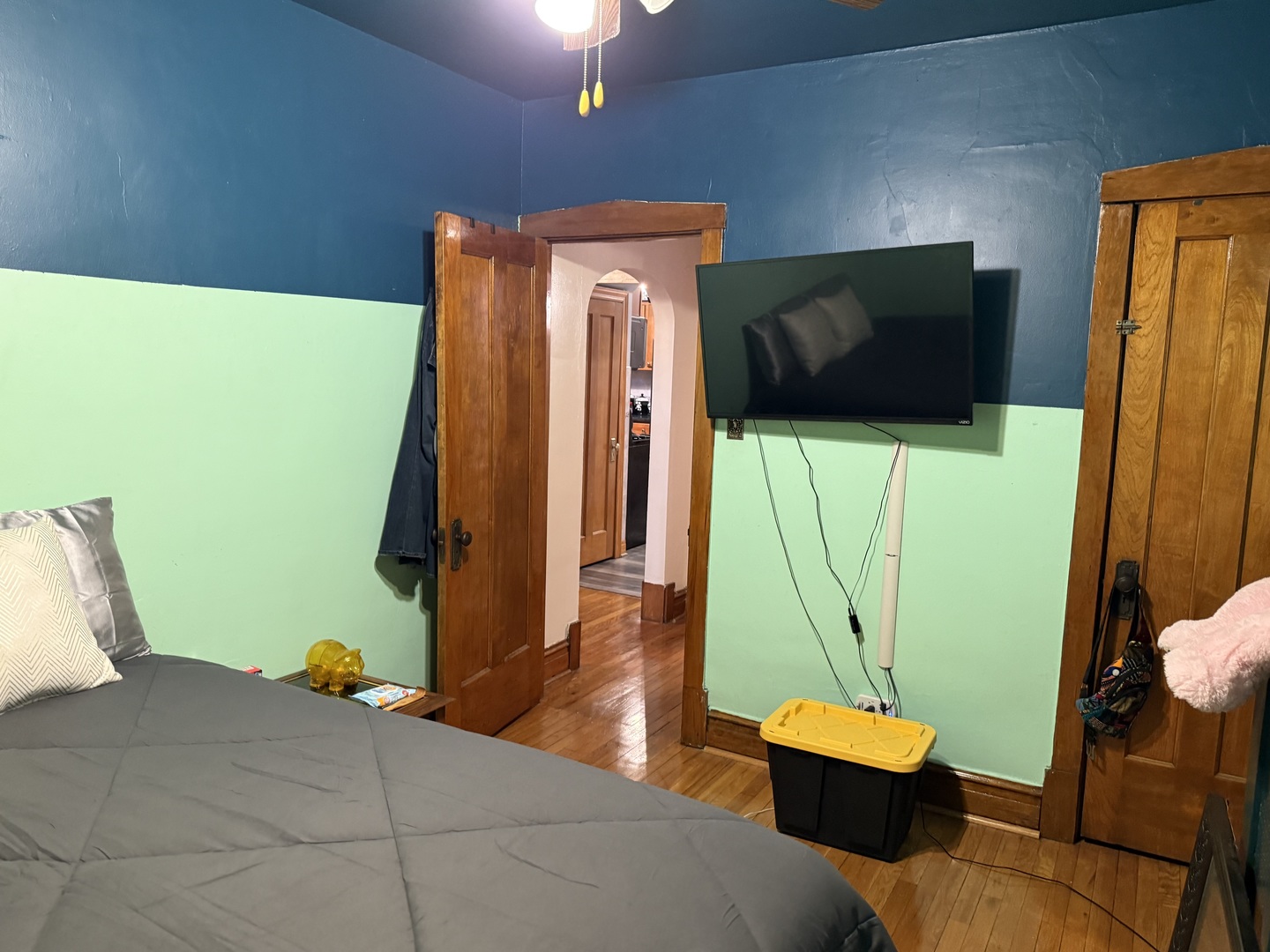 6226 S Francisco Avenue, Chicago, IL 60629