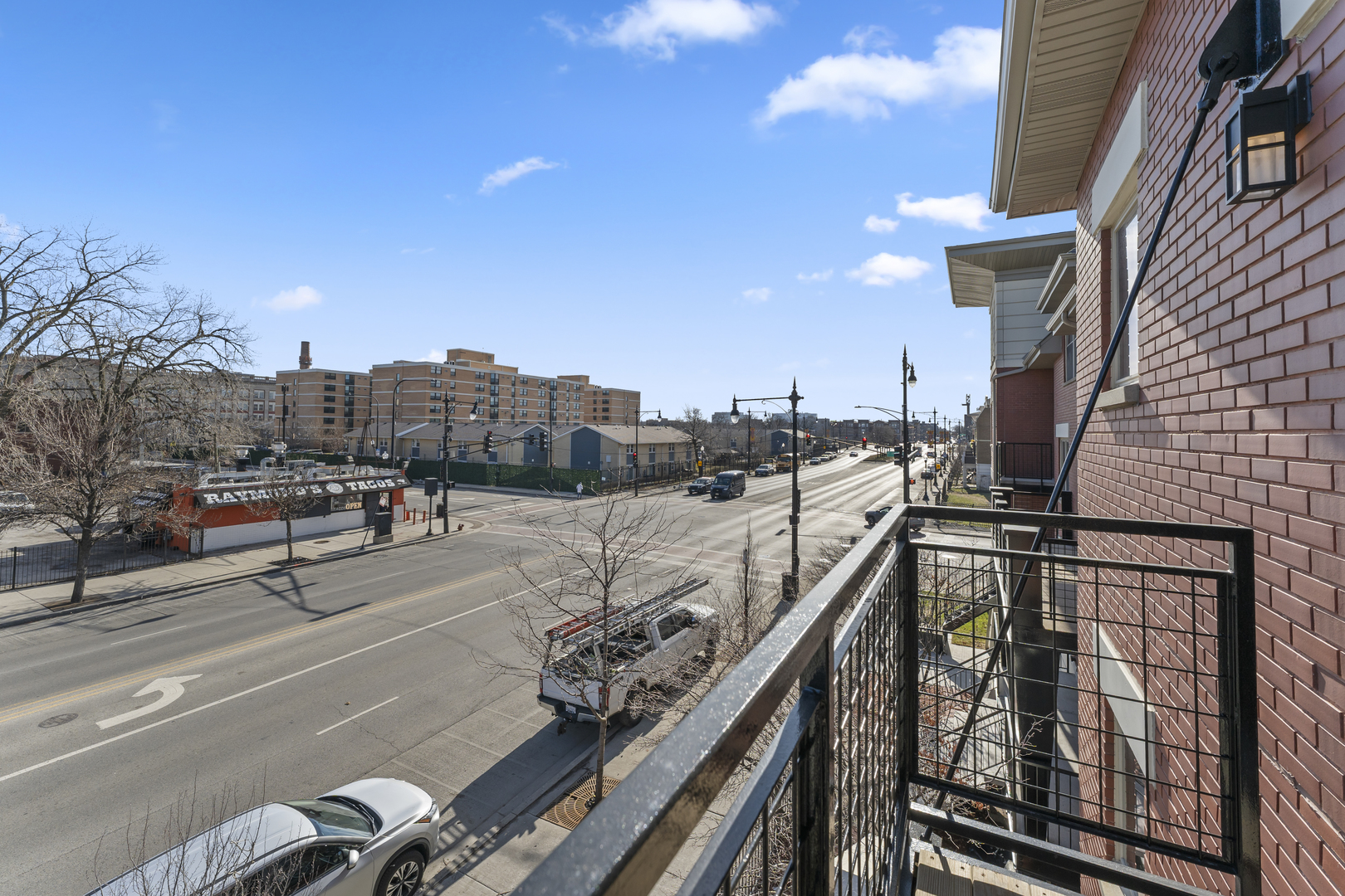 218 S Western Avenue #B, Chicago, IL 60612