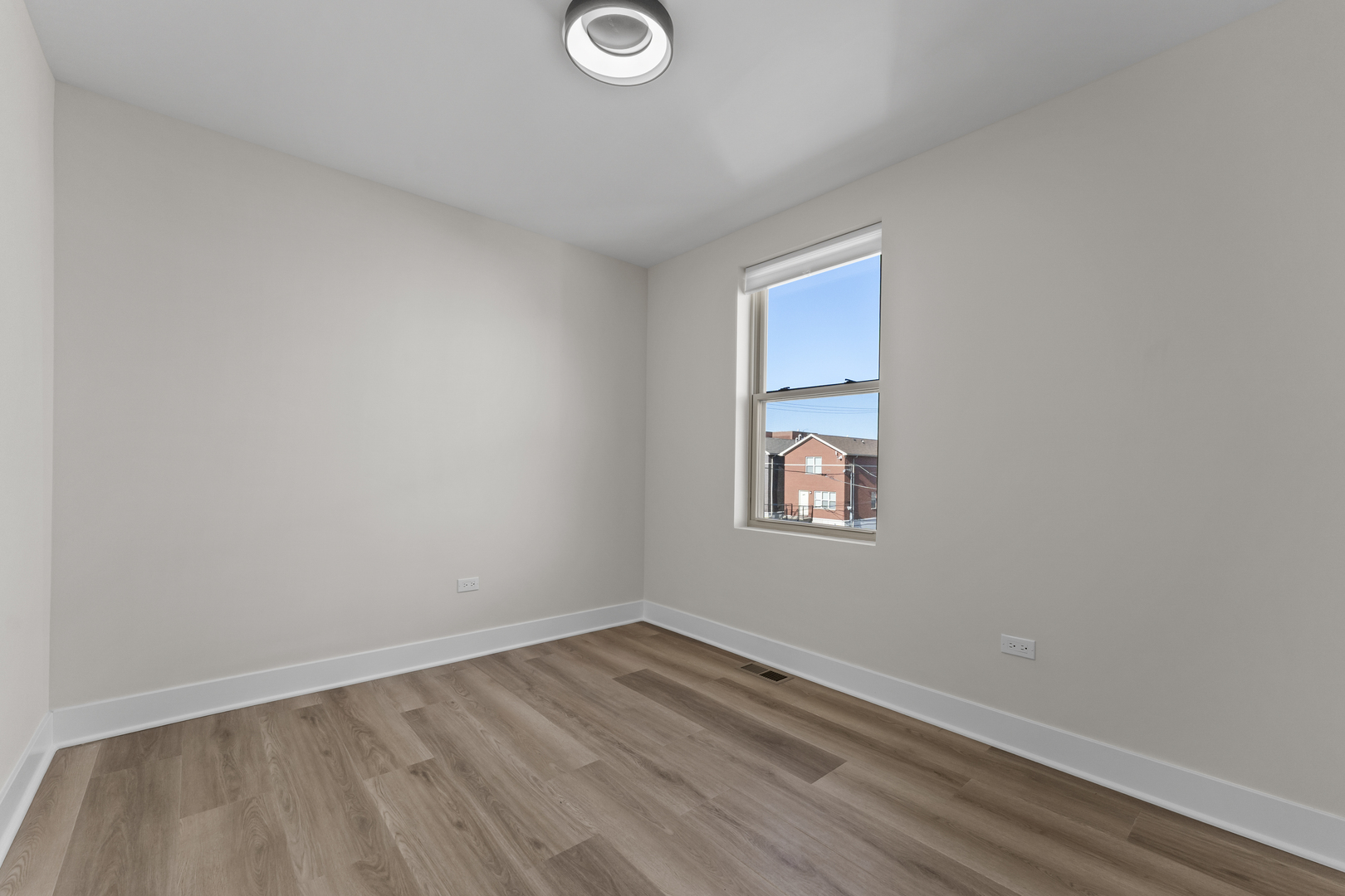 218 S Western Avenue #B, Chicago, IL 60612