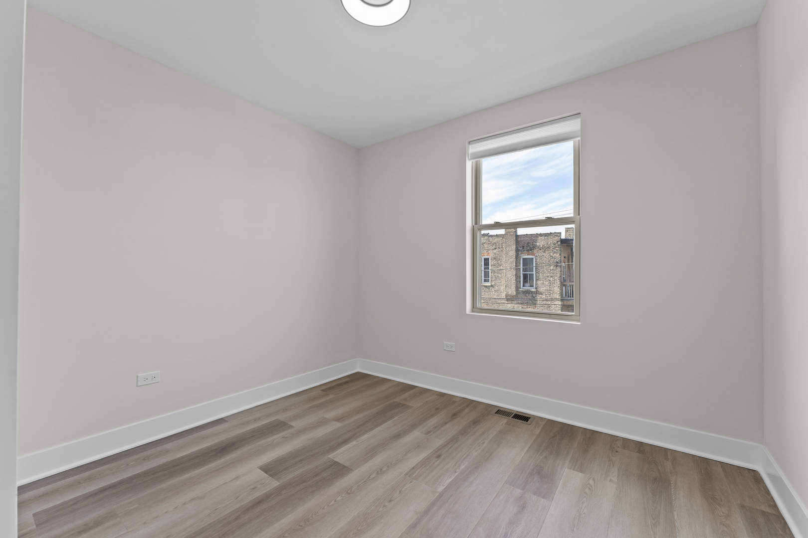 218 S Western Avenue #B, Chicago, IL 60612