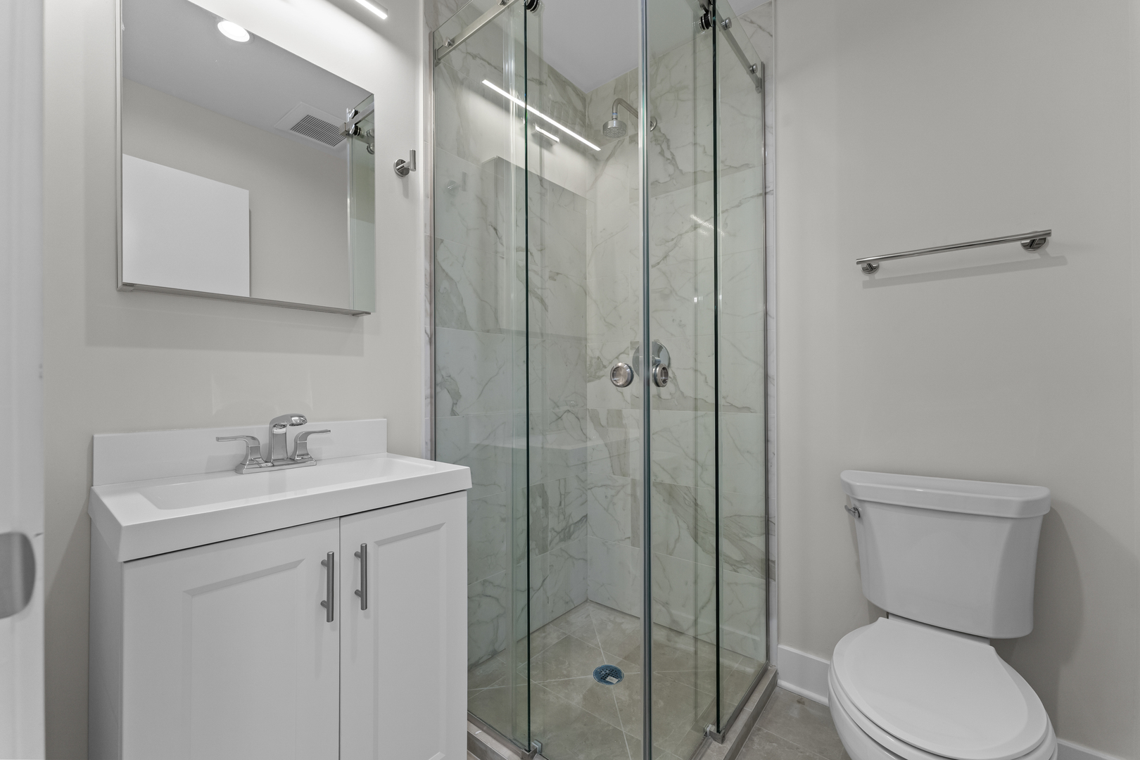 218 S Western Avenue #B, Chicago, IL 60612