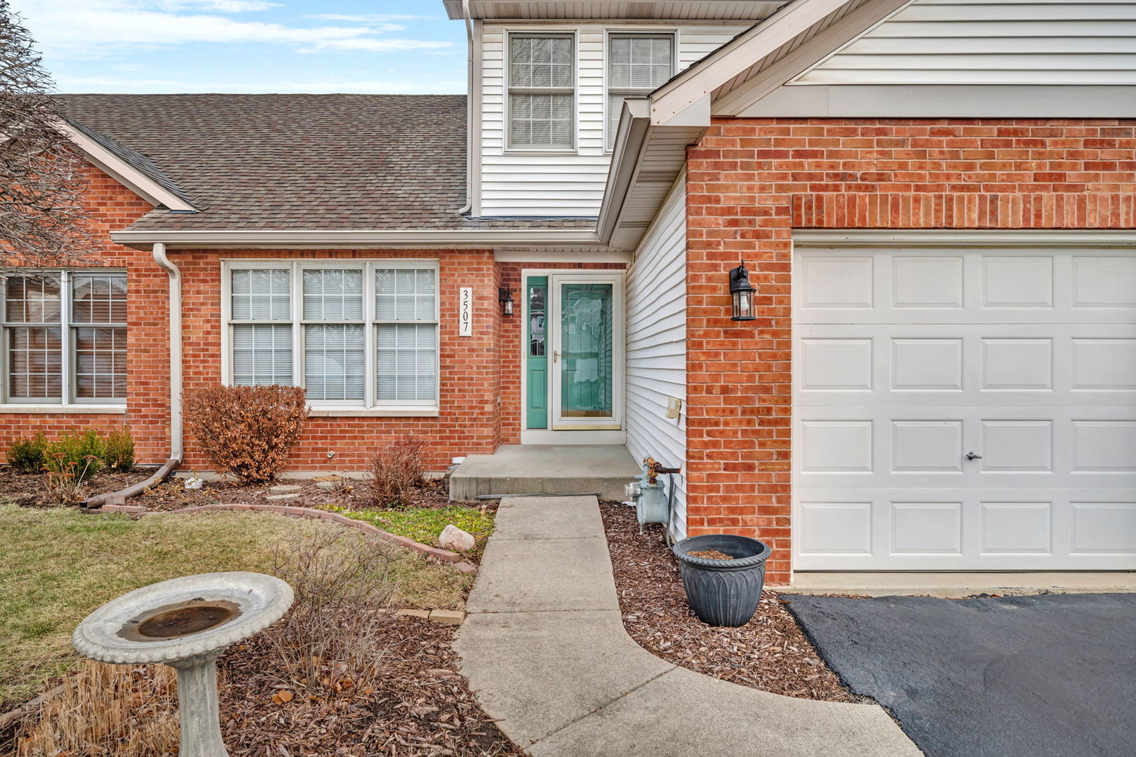 3507 Lake Shore Drive, Joliet, IL 60431