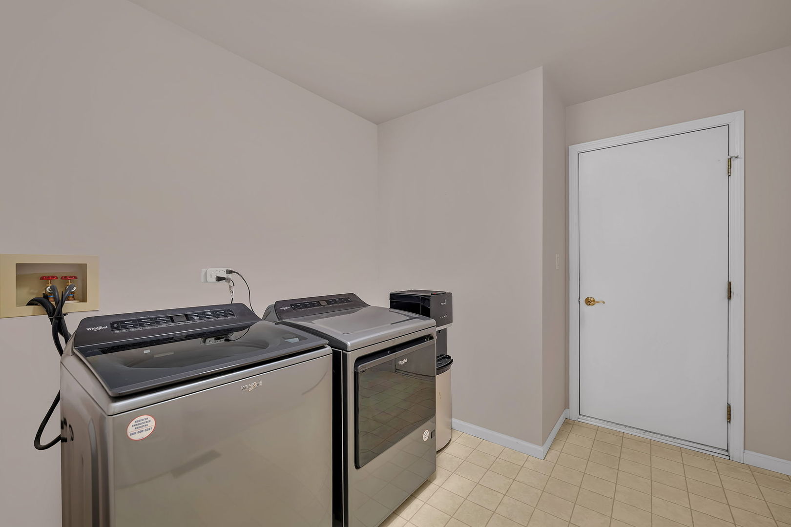 3507 Lake Shore Drive, Joliet, IL 60431