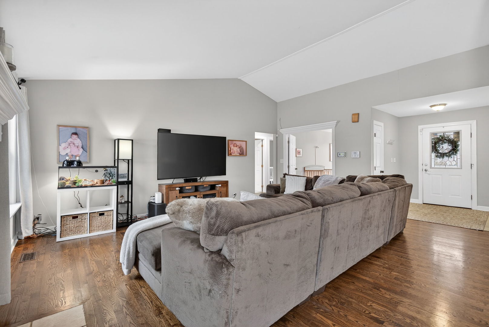 1412 BAR HARBOUR Road, Aurora, IL 60504