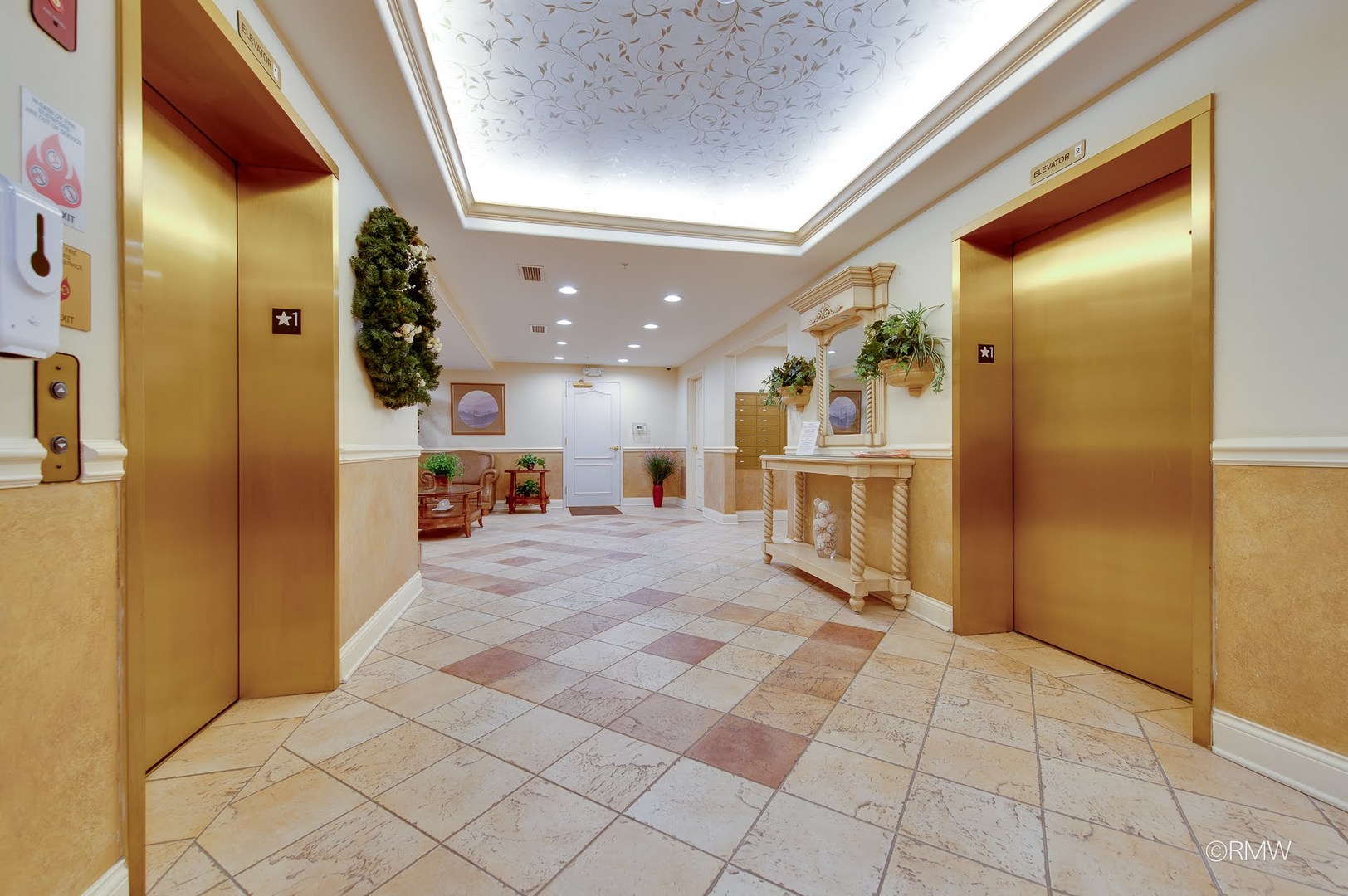 1 ITASCA Place #412, Itasca, IL 60143