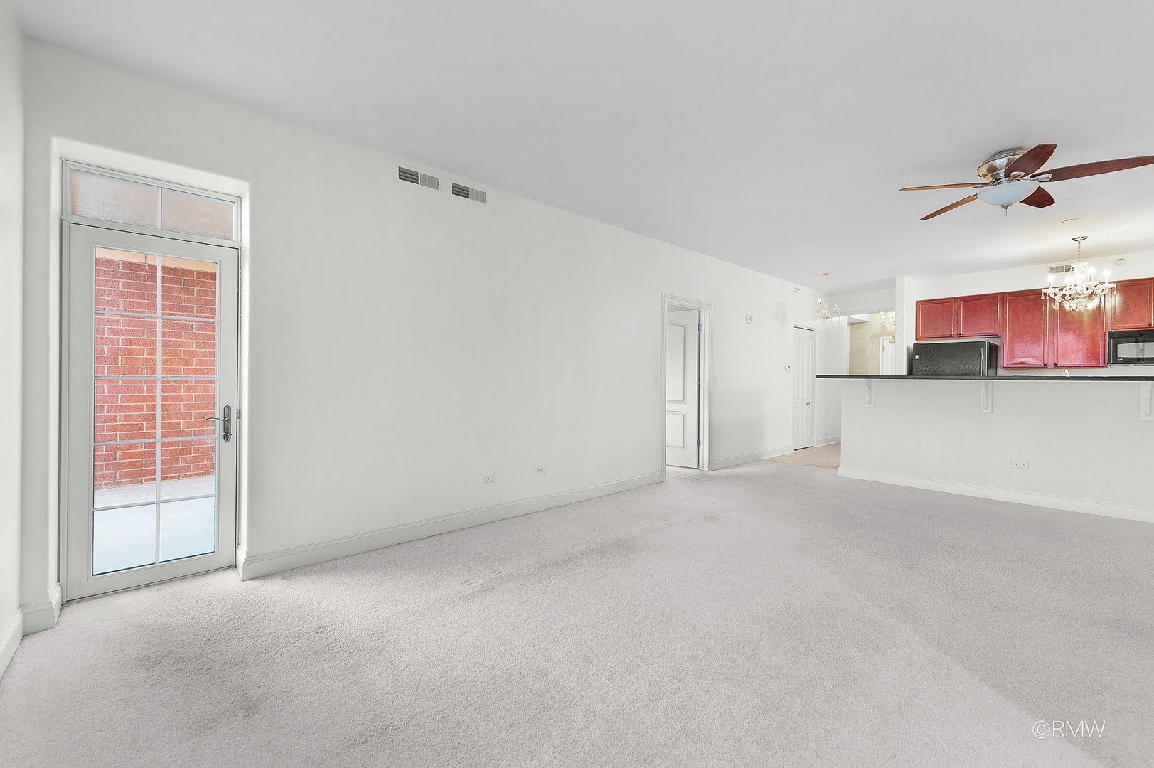 1 ITASCA Place #412, Itasca, IL 60143