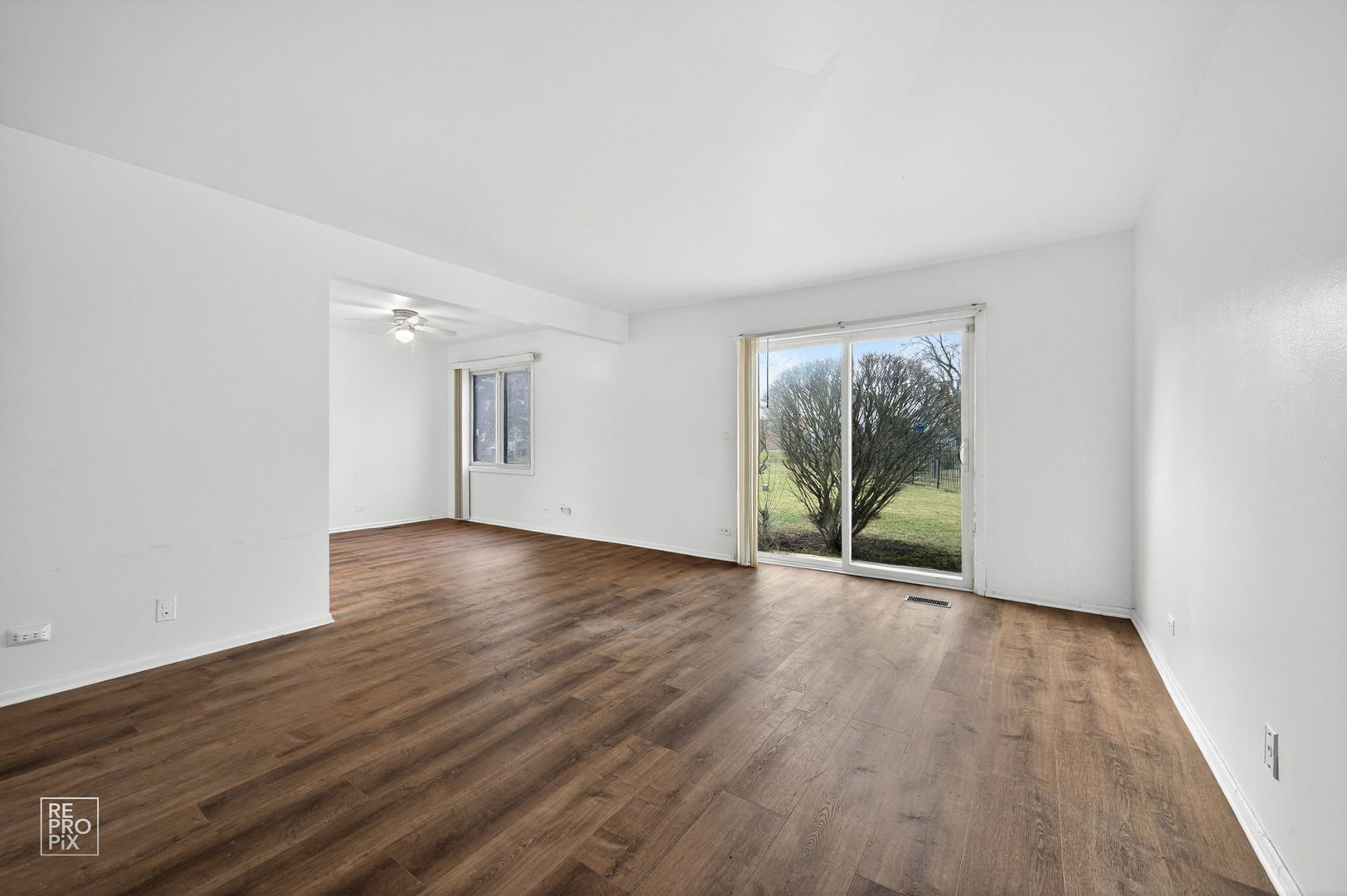 882 White Oak Lane, University Park, IL 60484