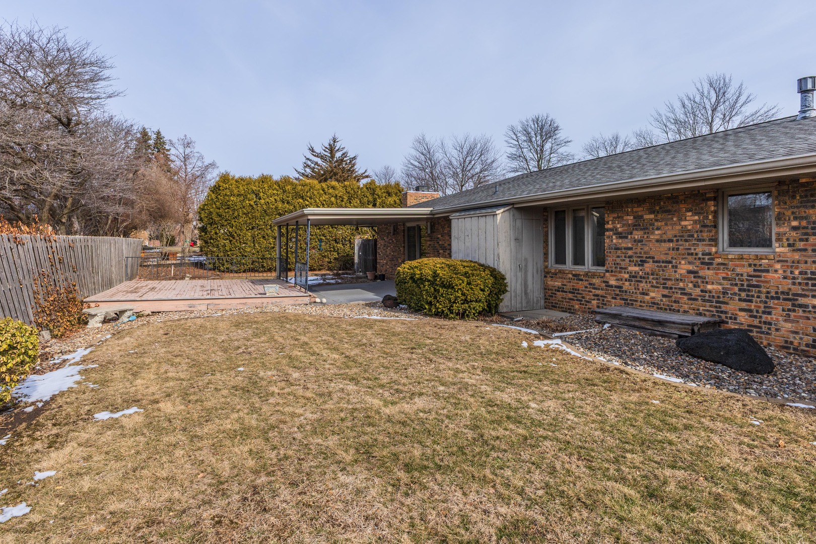 207 Hampton Drive, Bloomington, IL 61704