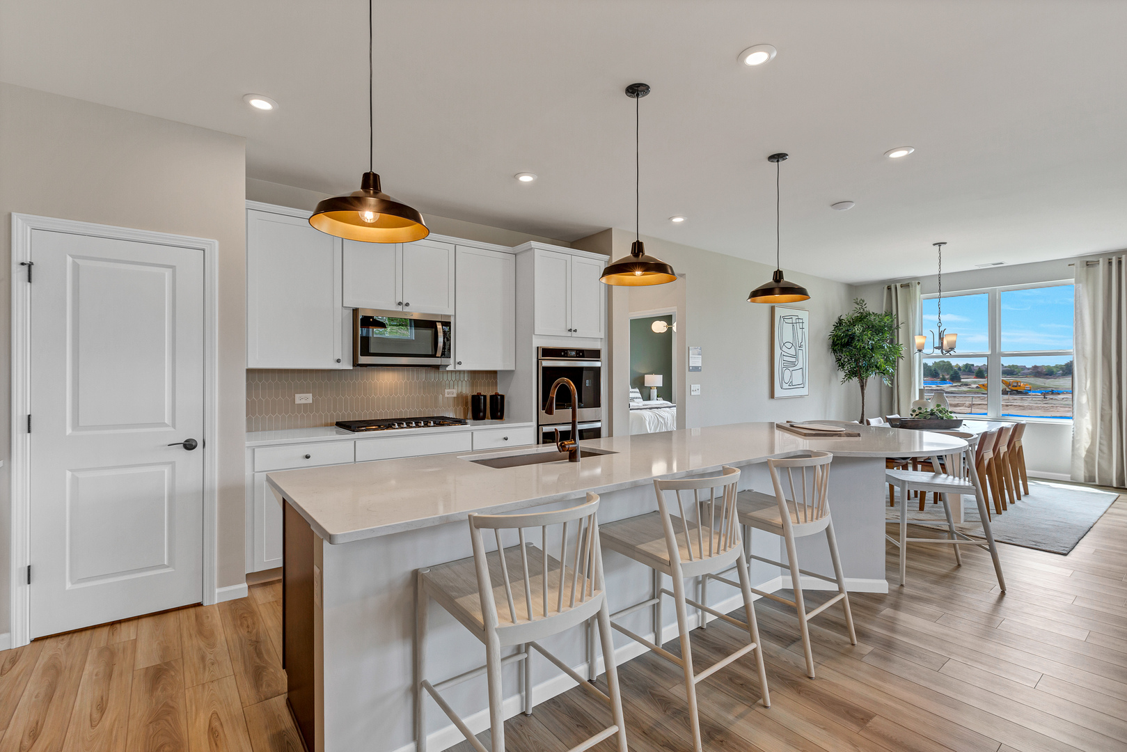 2798 Spring Circle South, Lindenhurst, IL 60046