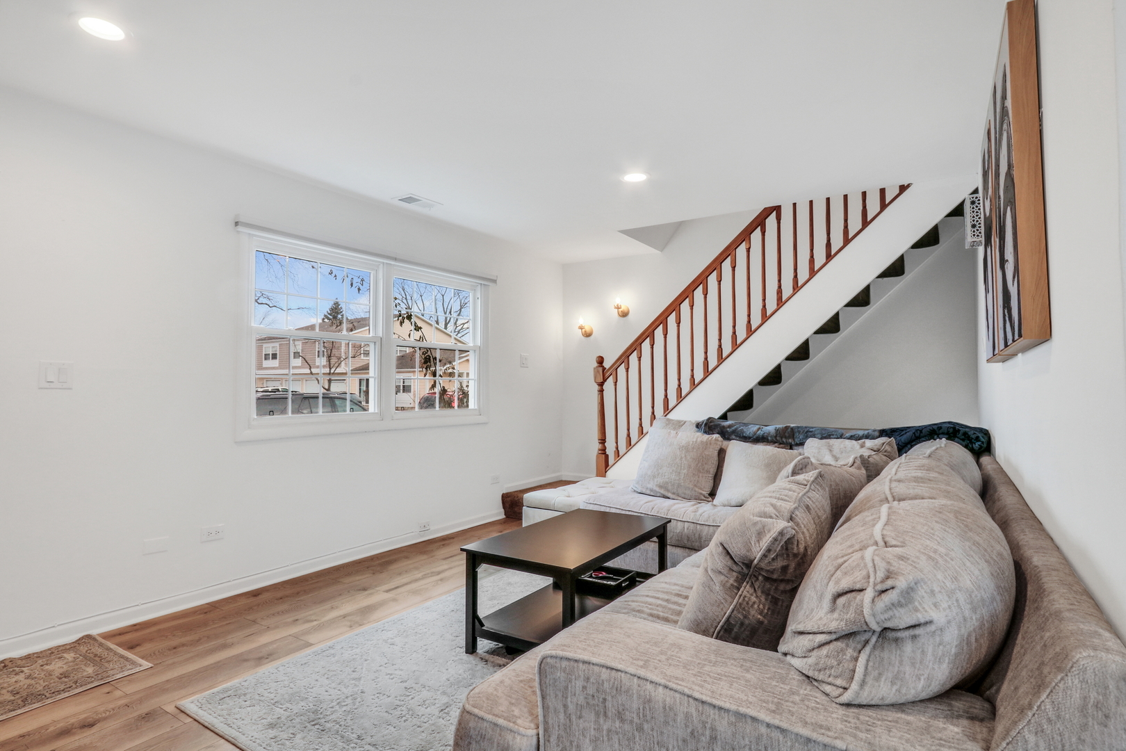 655 Hale Court, Wheeling, IL 60090