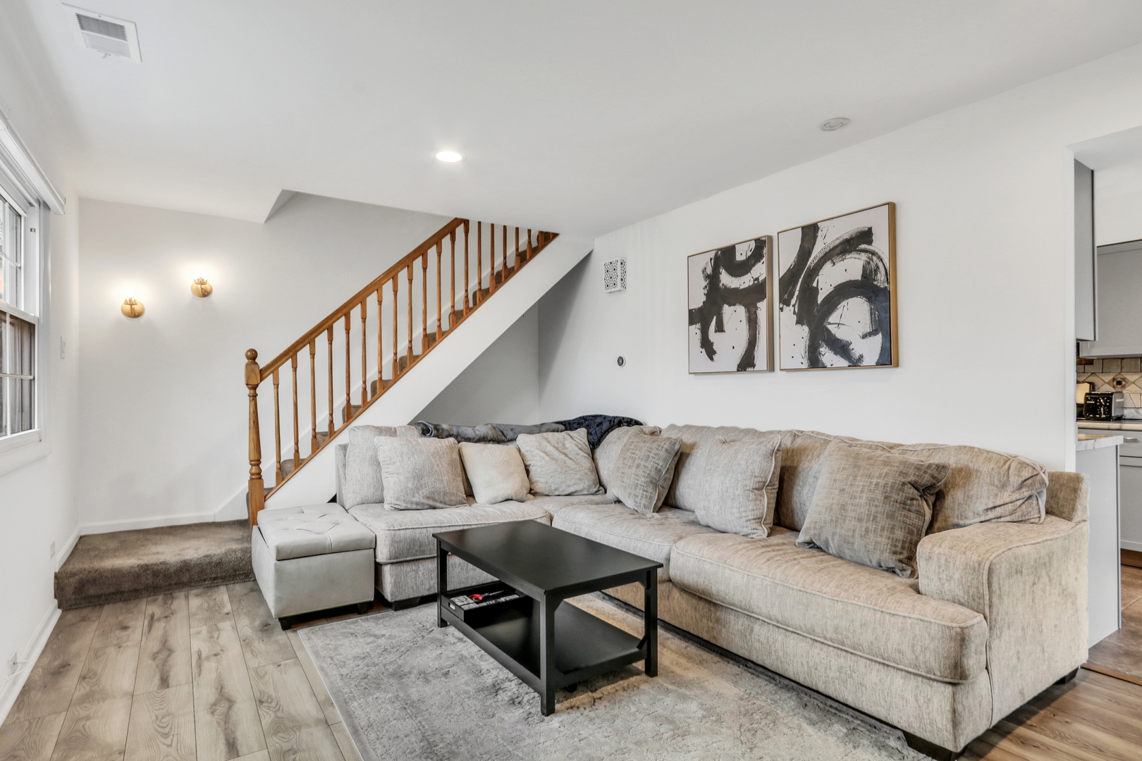 655 Hale Court, Wheeling, IL 60090