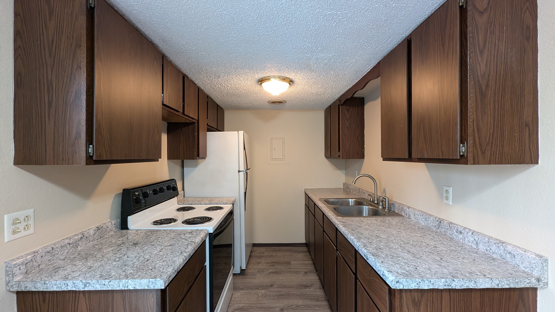 1413 Kinsey Avenue #1417, Rockdale, IL 60436