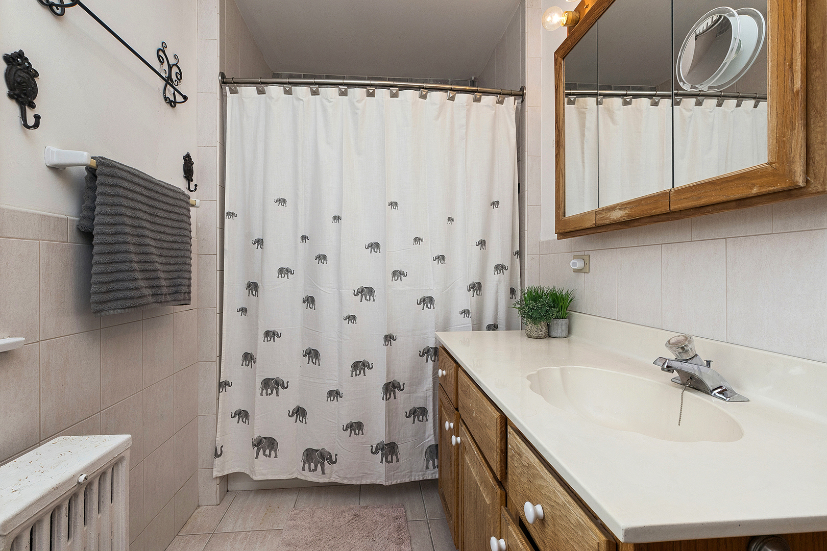 9617 Brandt Avenue, Oak Lawn, IL 60453