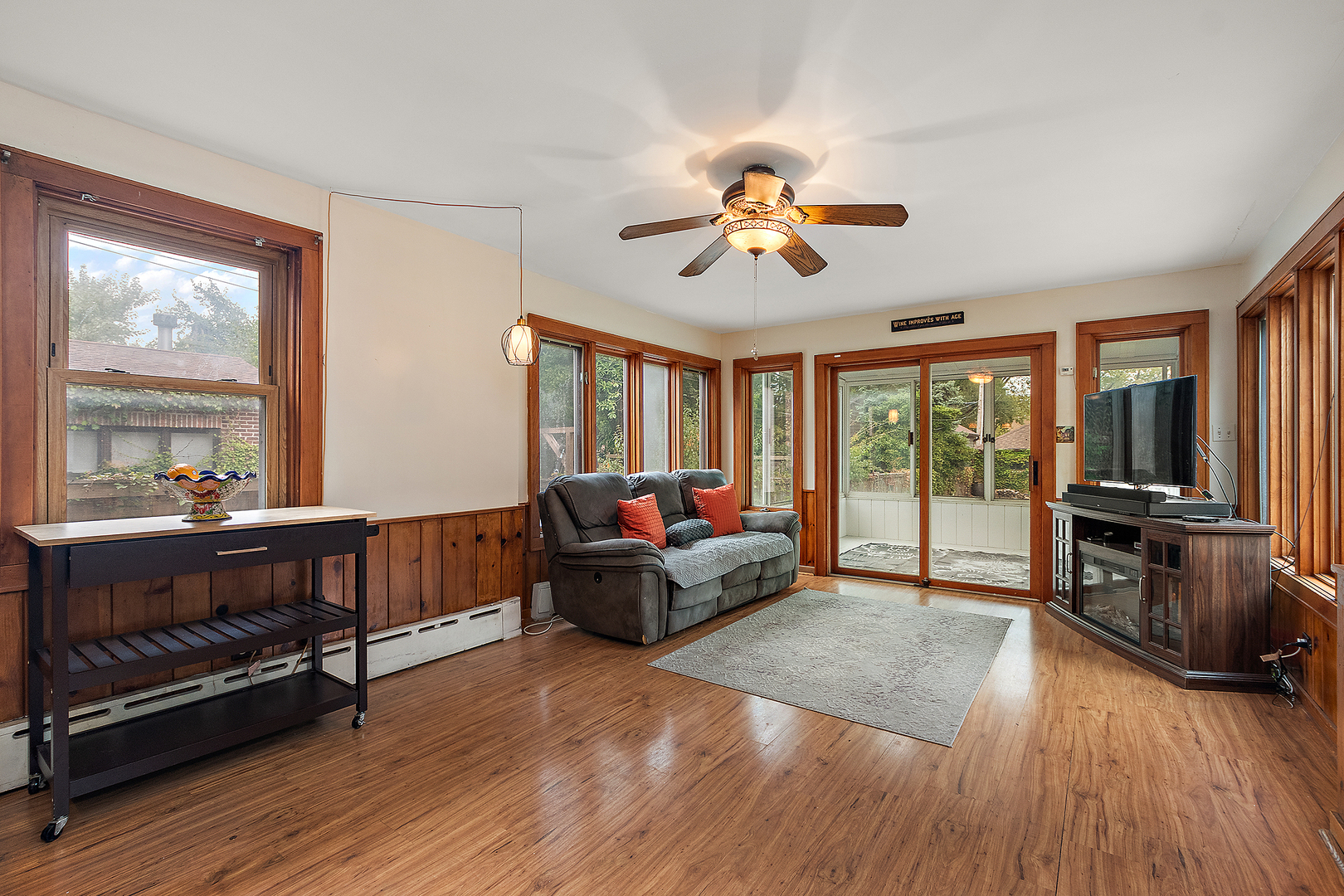 9617 Brandt Avenue, Oak Lawn, IL 60453