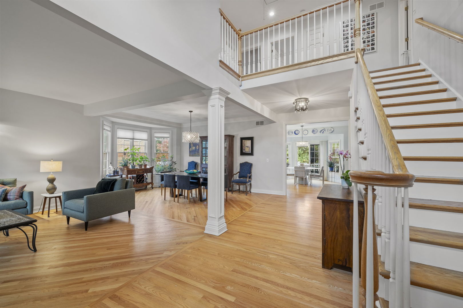 3855 Glendenning Road, Downers Grove, IL 60515