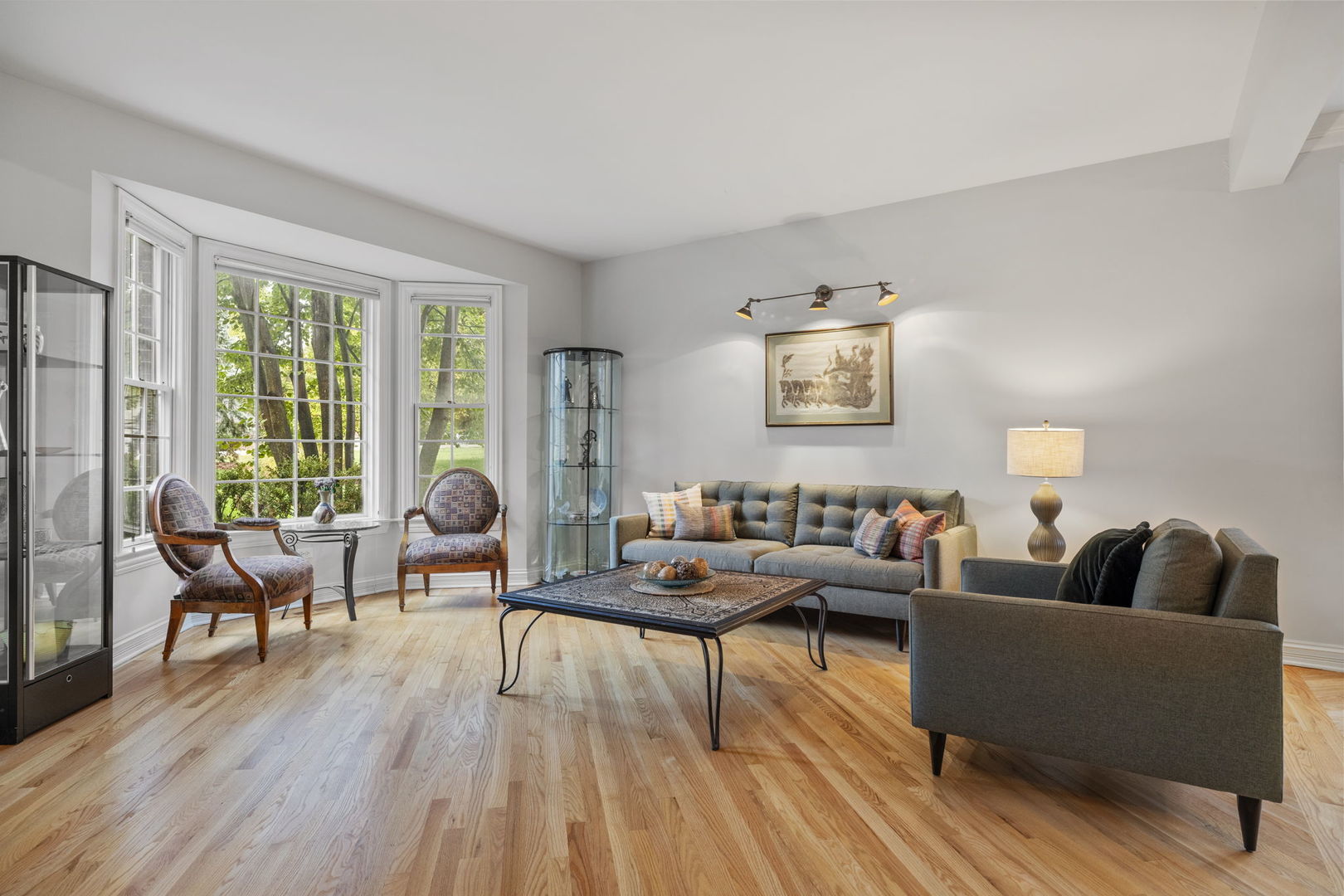 3855 Glendenning Road, Downers Grove, IL 60515