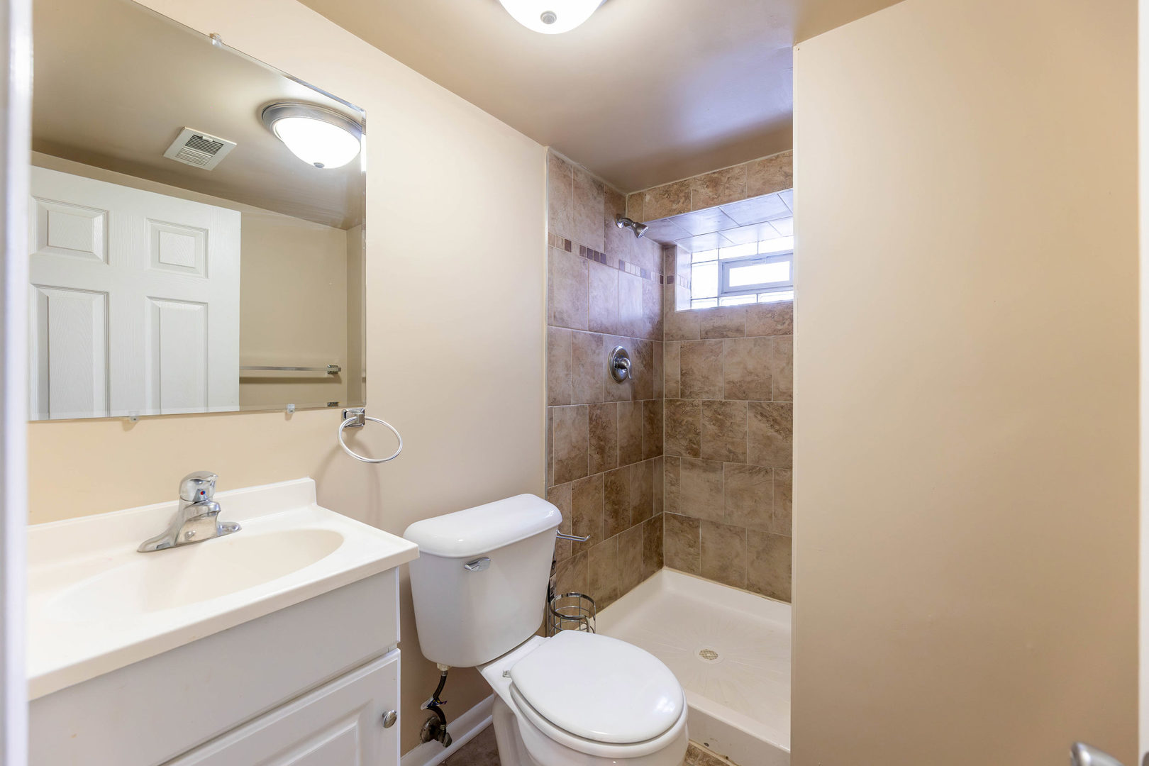 18052 Wentworth Avenue, Lansing, IL 60438