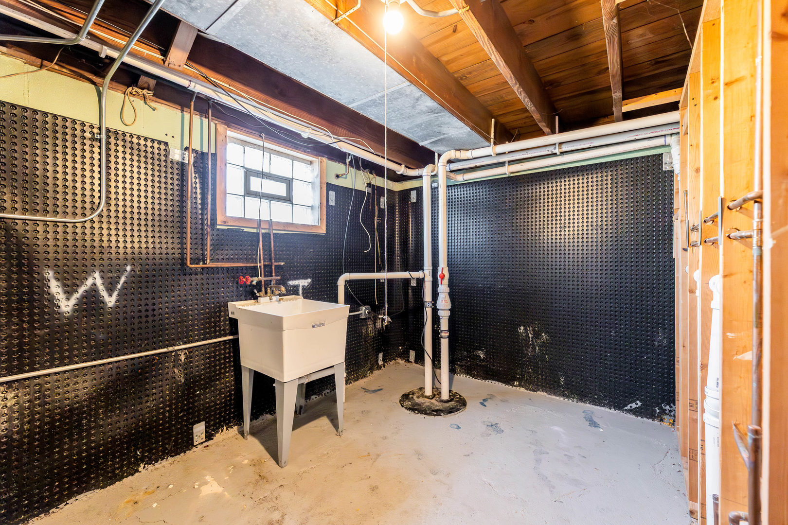 18052 Wentworth Avenue, Lansing, IL 60438