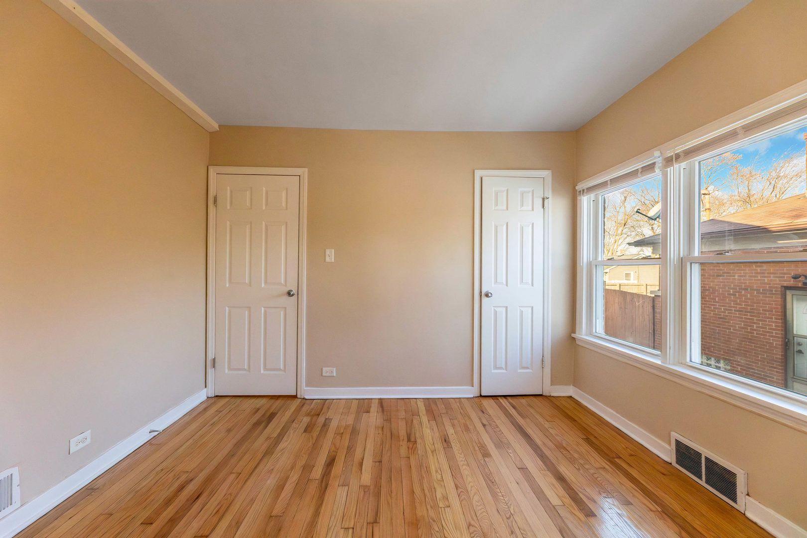 18052 Wentworth Avenue, Lansing, IL 60438