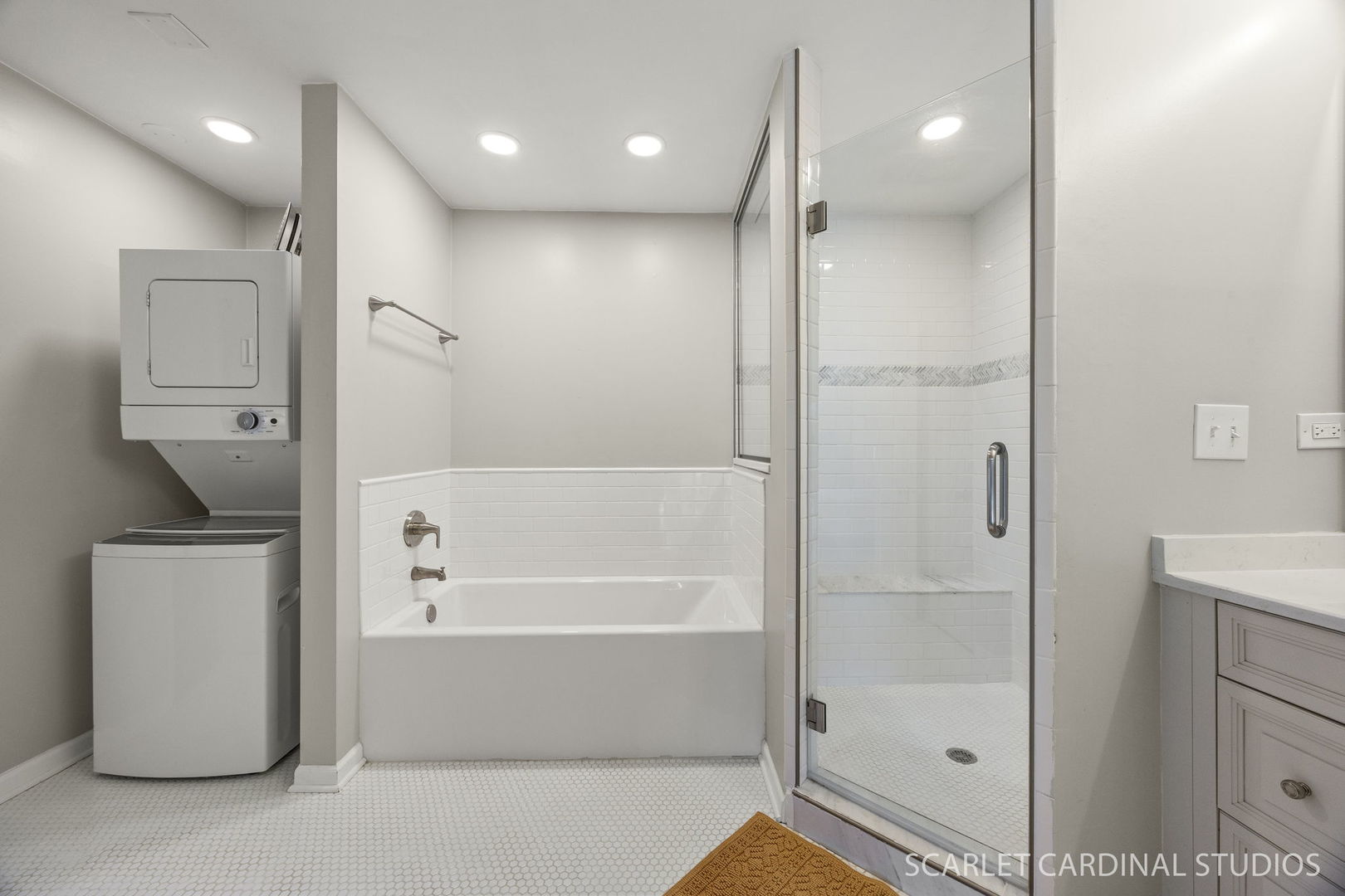 774 N Kenilworth Avenue, Glen Ellyn, IL 60137