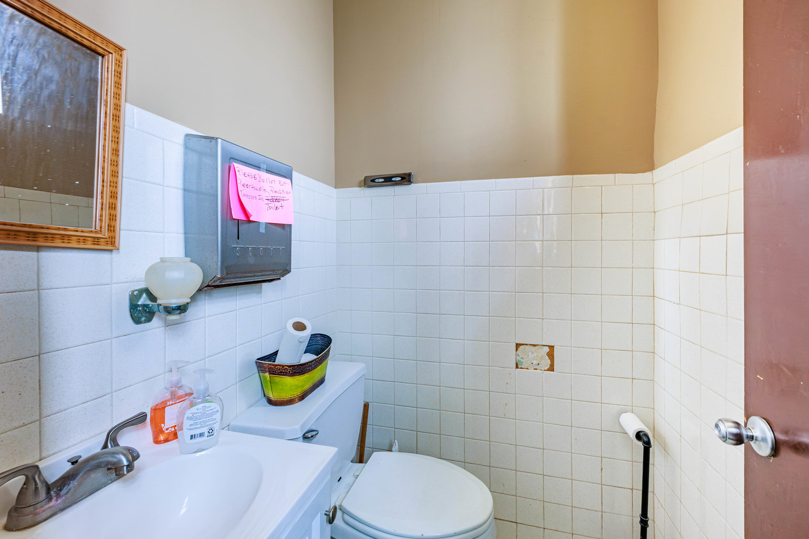 6830-6832 Cermak Road, Berwyn, IL 60402