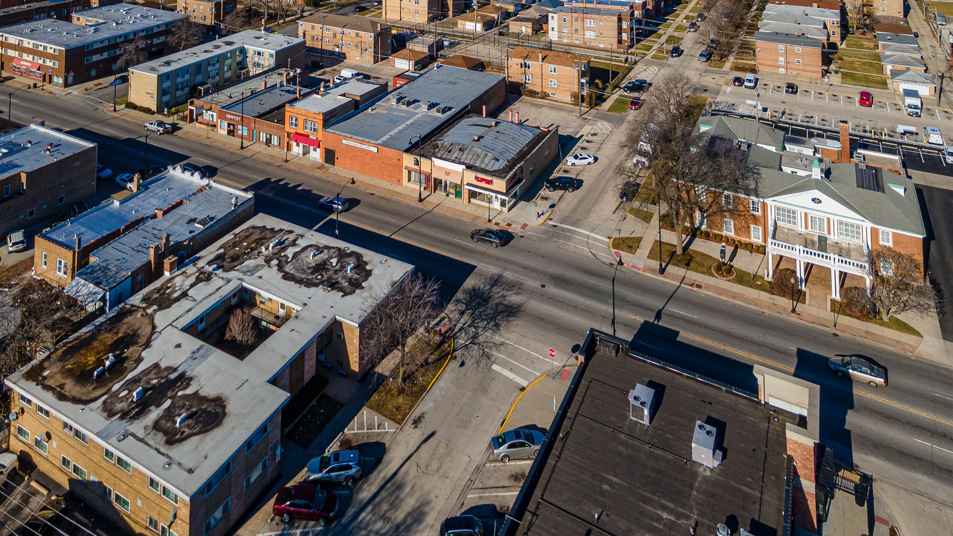 6830-6832 Cermak Road, Berwyn, IL 60402