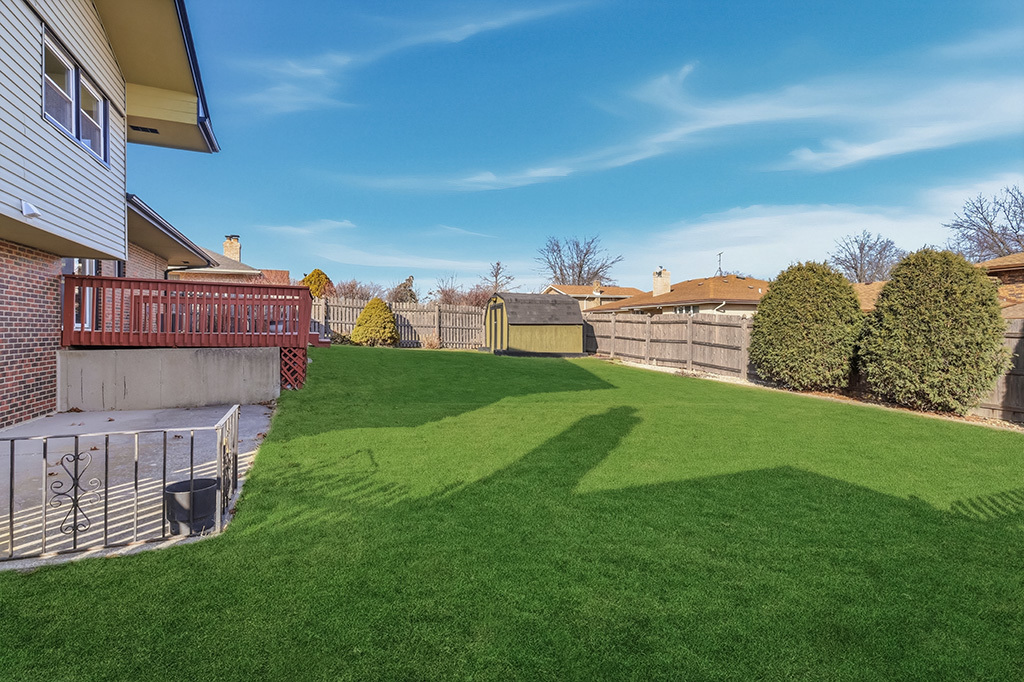 16027 91st Avenue, Orland Hills, IL 60487