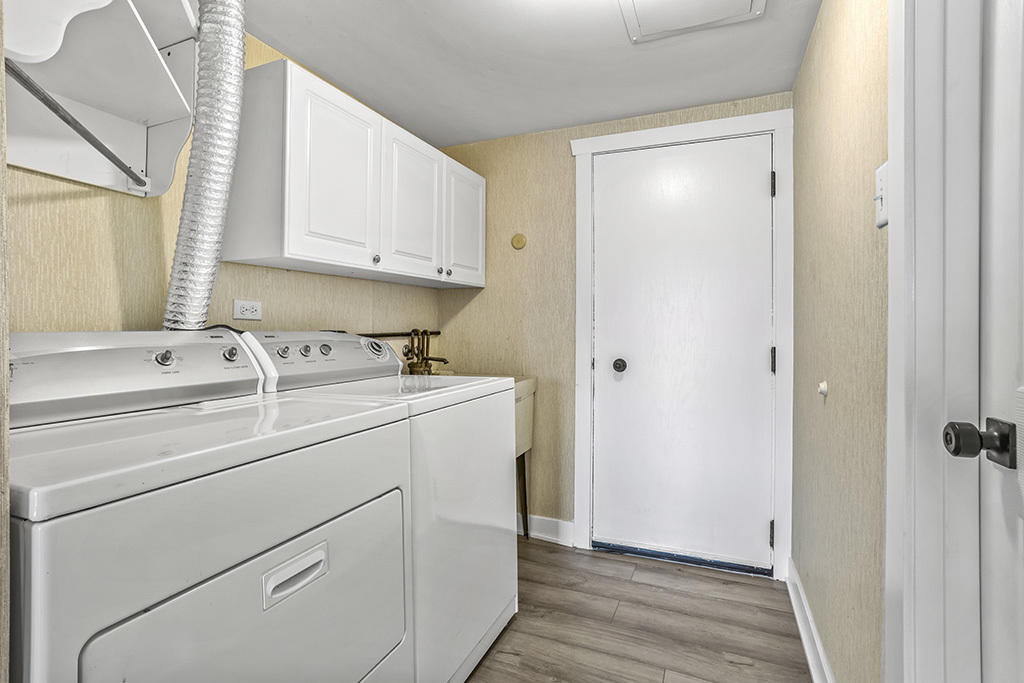 16027 91st Avenue, Orland Hills, IL 60487