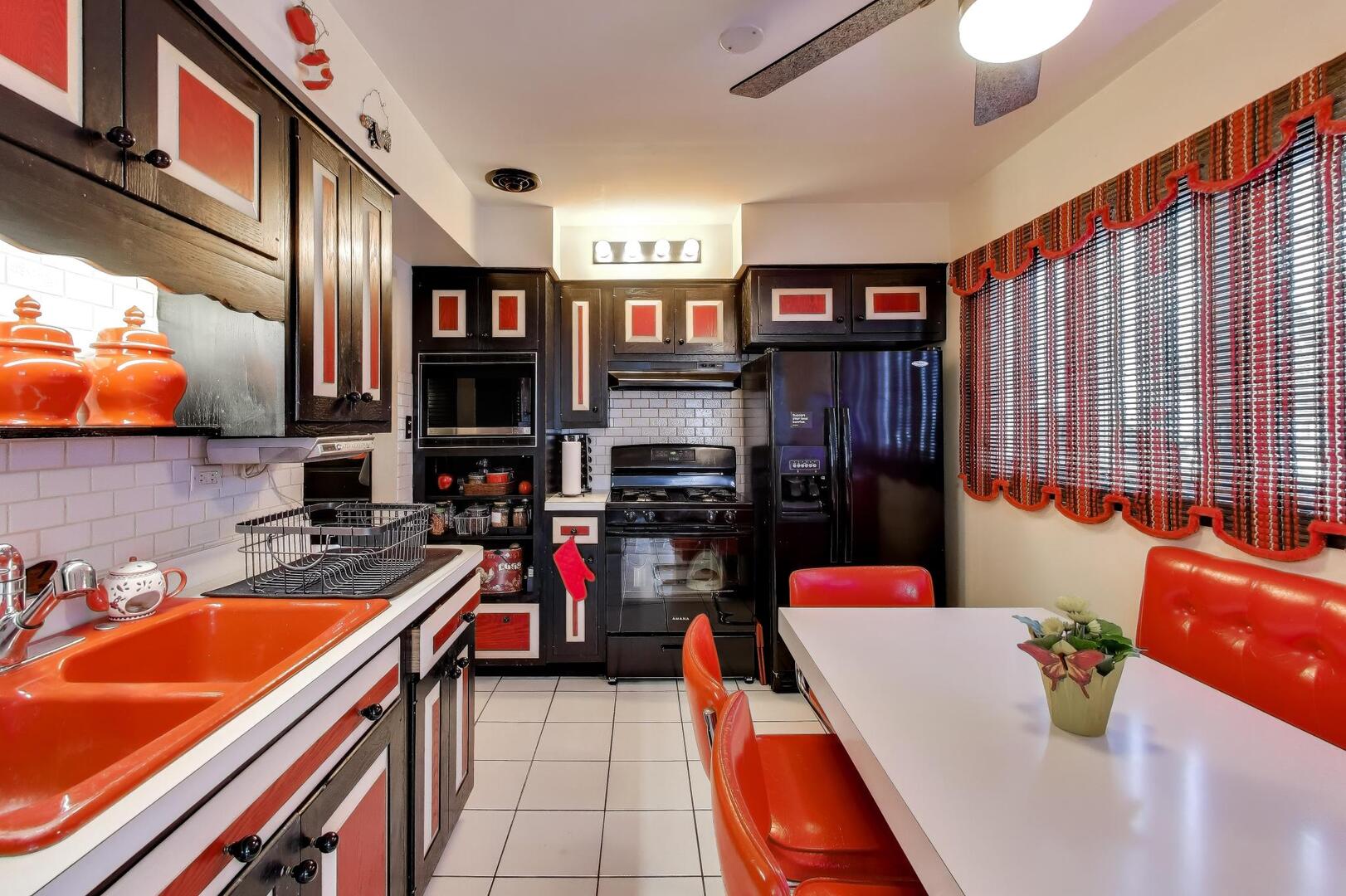 9012 S 50th Avenue, Oak Lawn, IL 60453