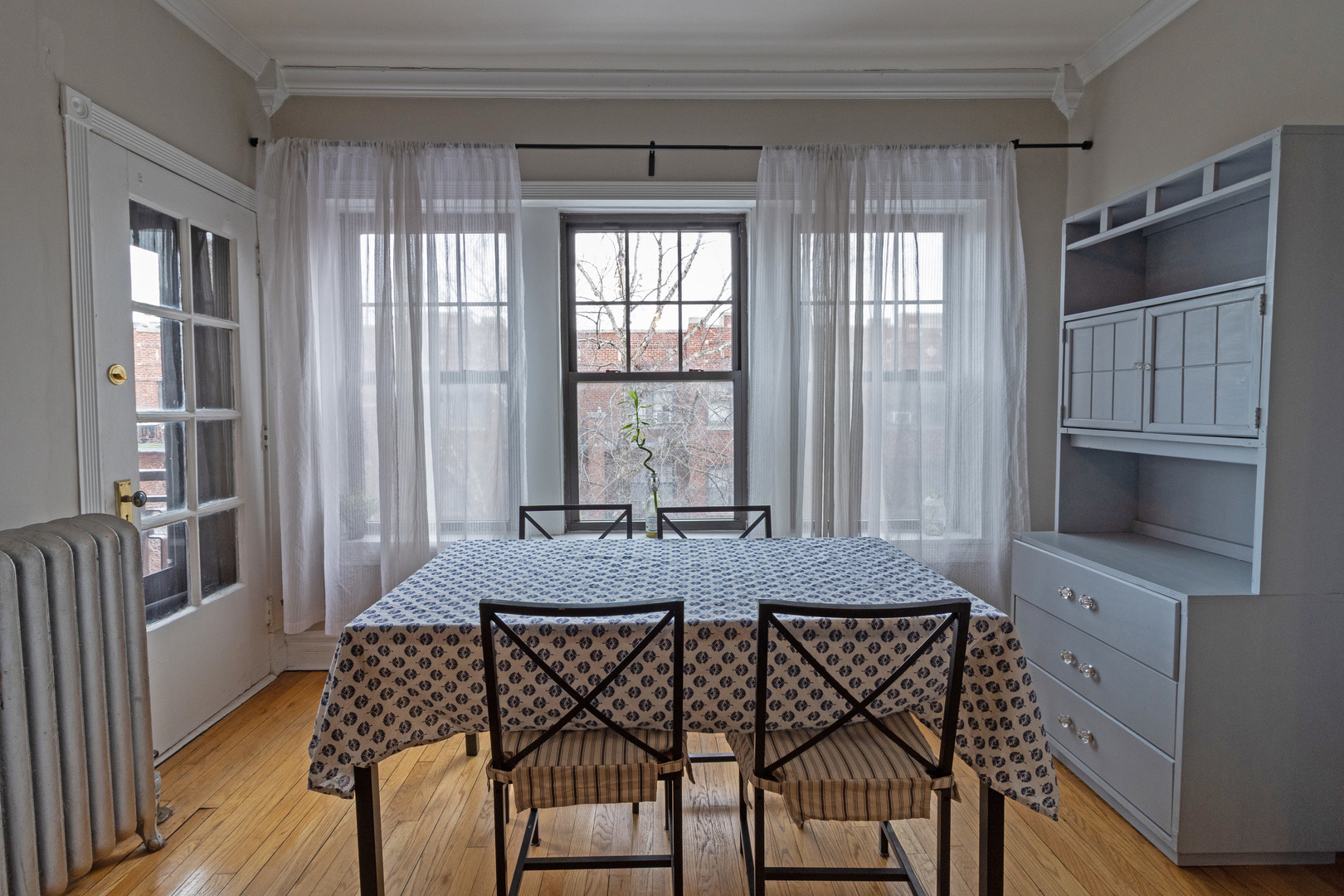 643 Garfield Street #3, Oak Park, IL 60304