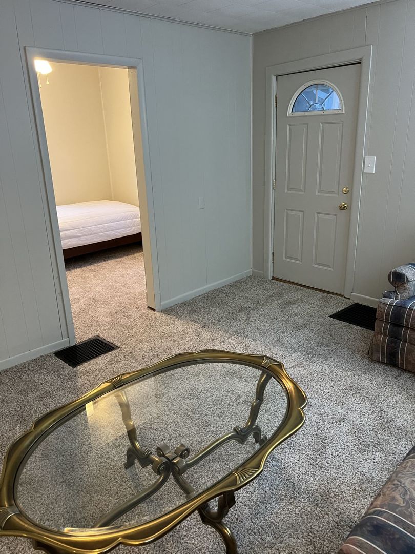 814 W Mill Street, Bloomington, IL 61701