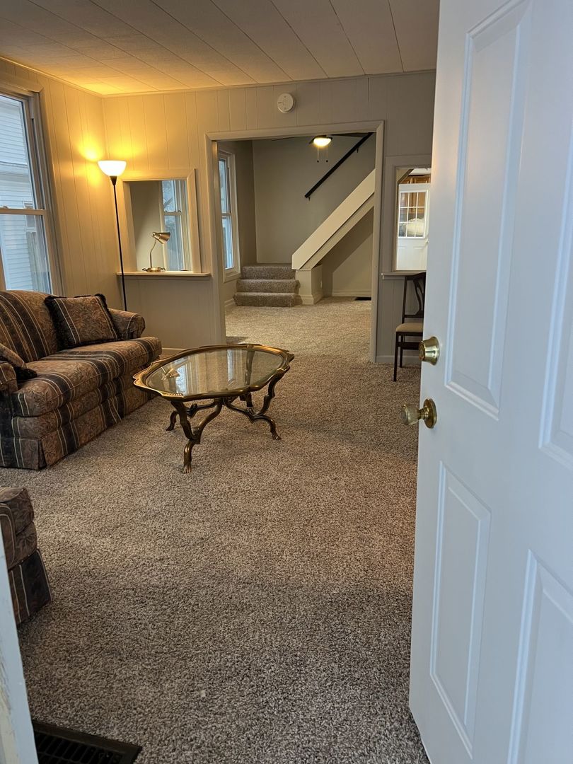 814 W Mill Street, Bloomington, IL 61701