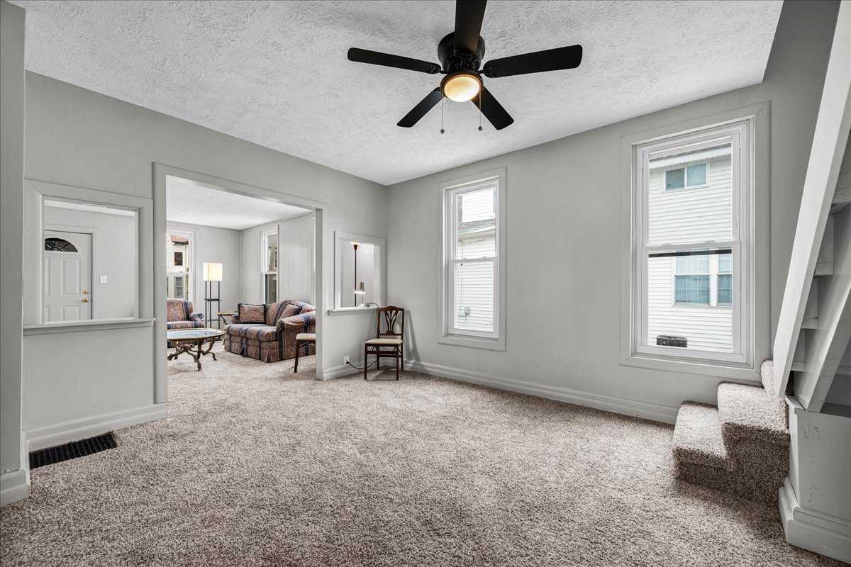 814 W Mill Street, Bloomington, IL 61701