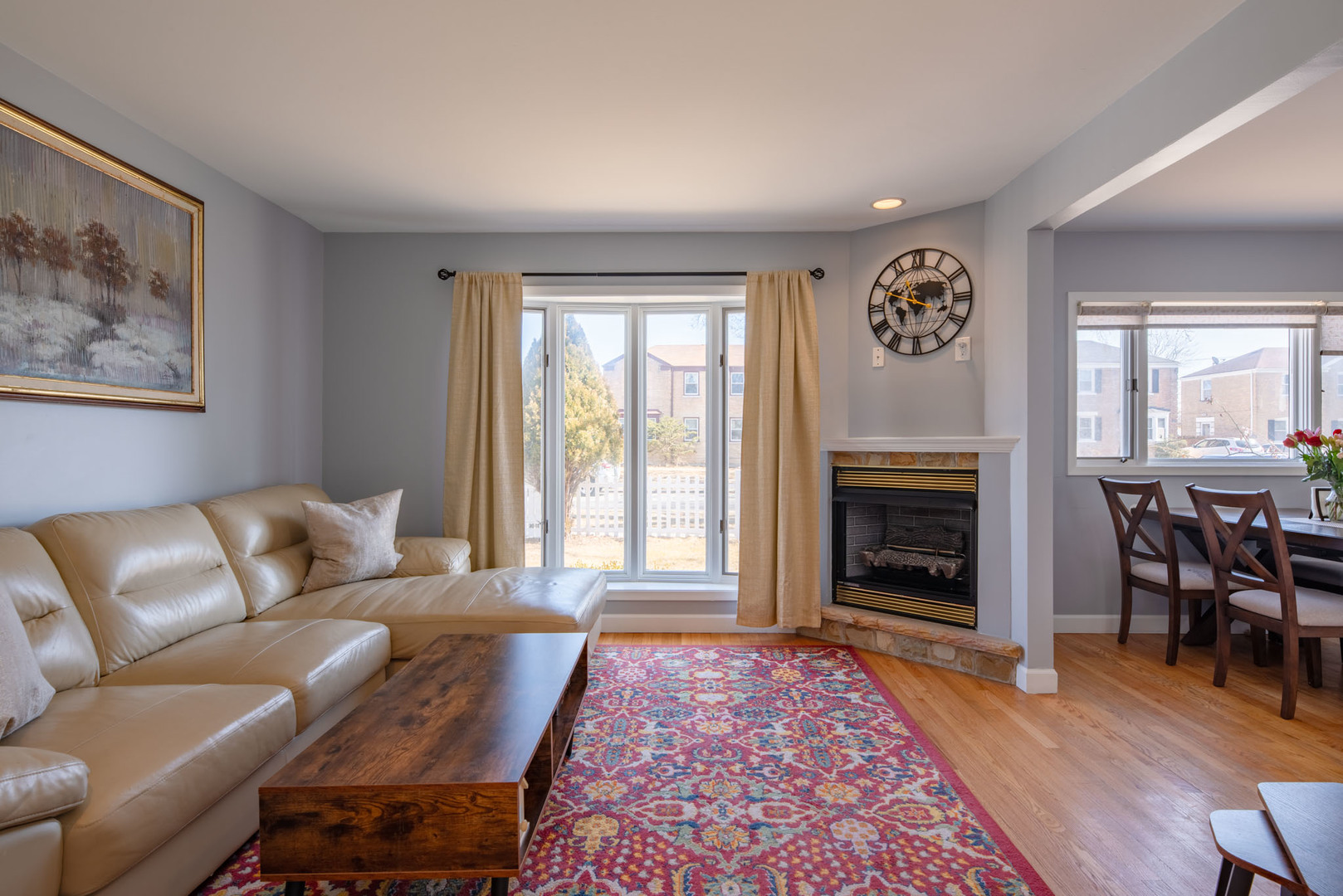 1864 Illinois Street, Des Plaines, IL 60018