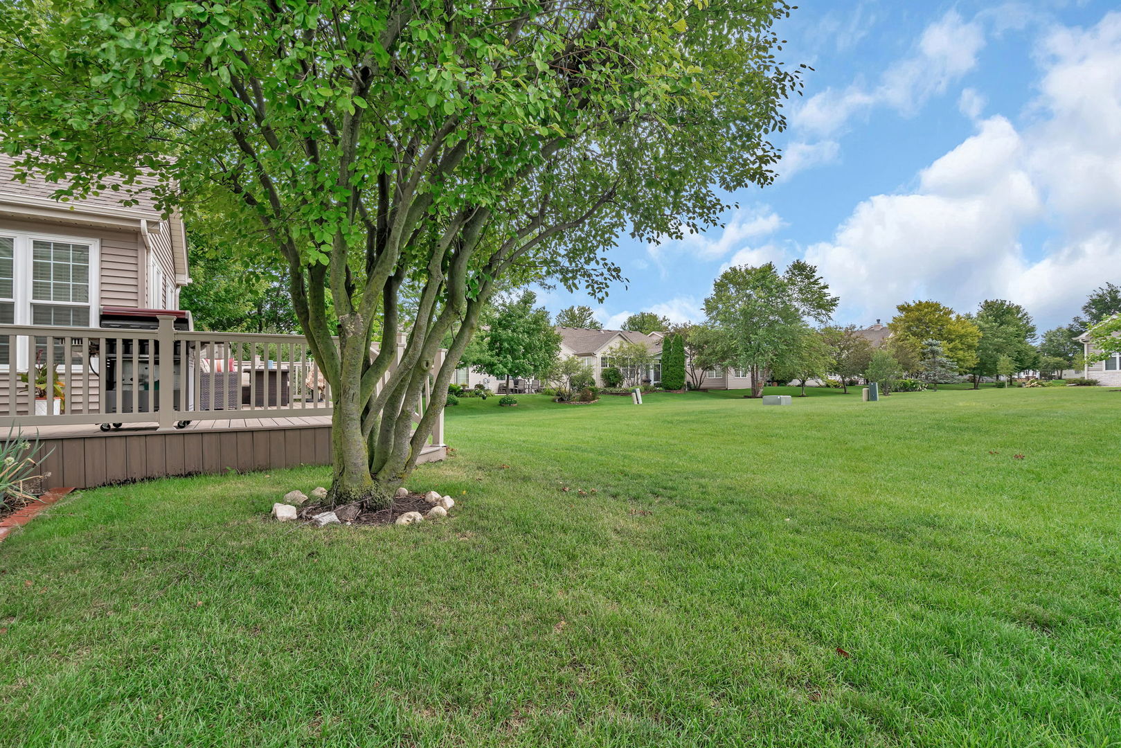 21201 Lily Lake Lane, Crest Hill, IL 60403