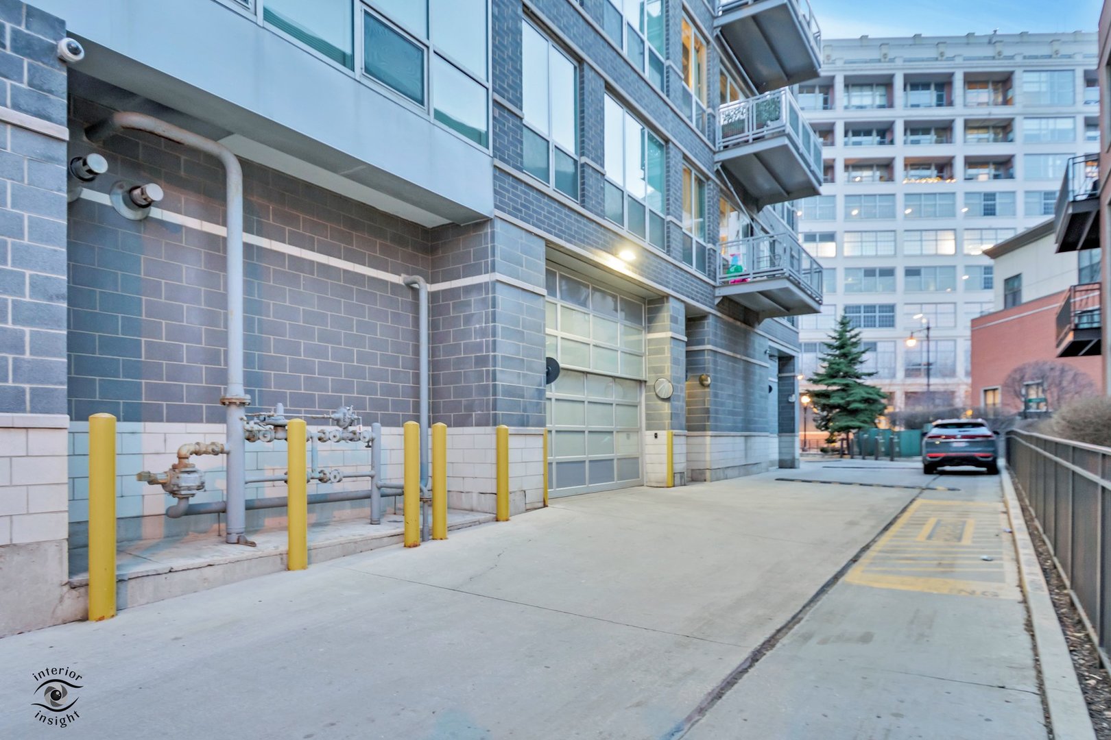 845 N Kingsbury Street #211, Chicago, IL 60610