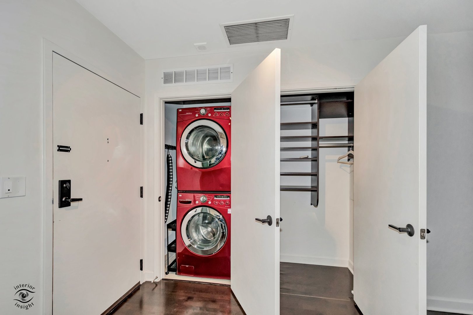 845 N Kingsbury Street #211, Chicago, IL 60610