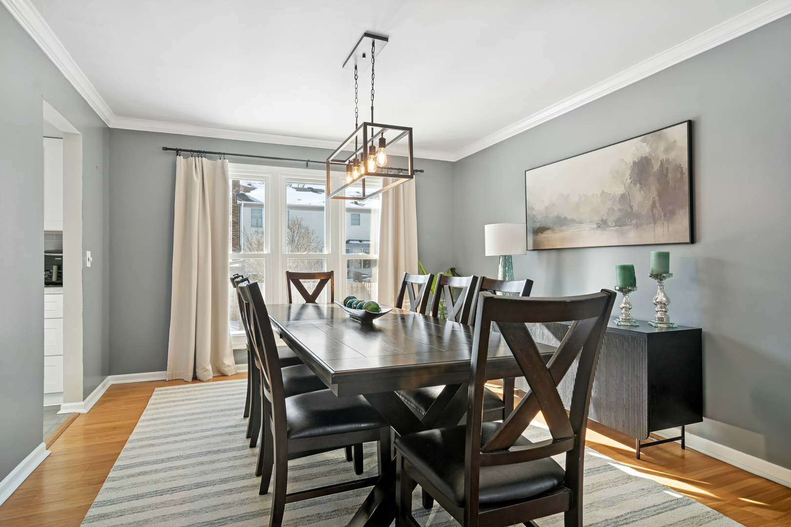 4210 N Walnut Avenue, Arlington Heights, IL 60004