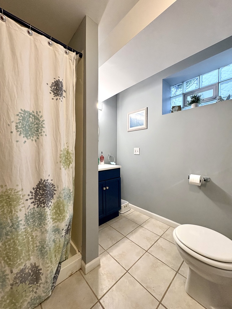 2841 W 100th Place, Evergreen Park, IL 60805