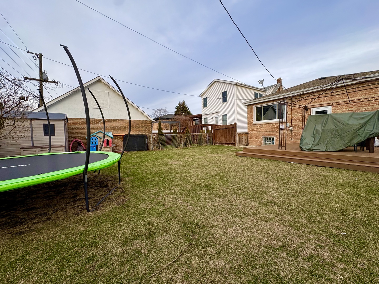 2841 W 100th Place, Evergreen Park, IL 60805