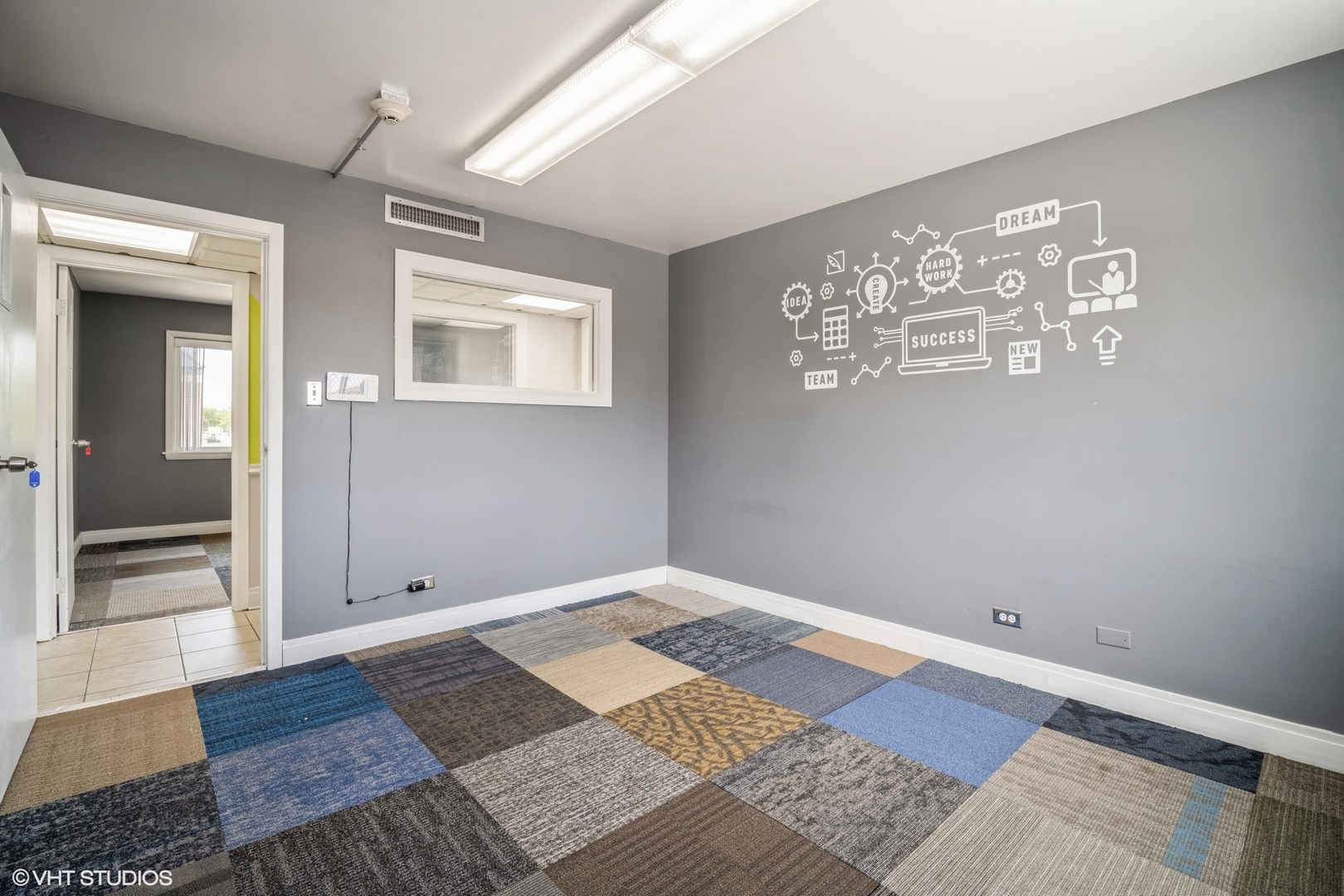 8755 Trumbull Avenue, Skokie, IL 60076