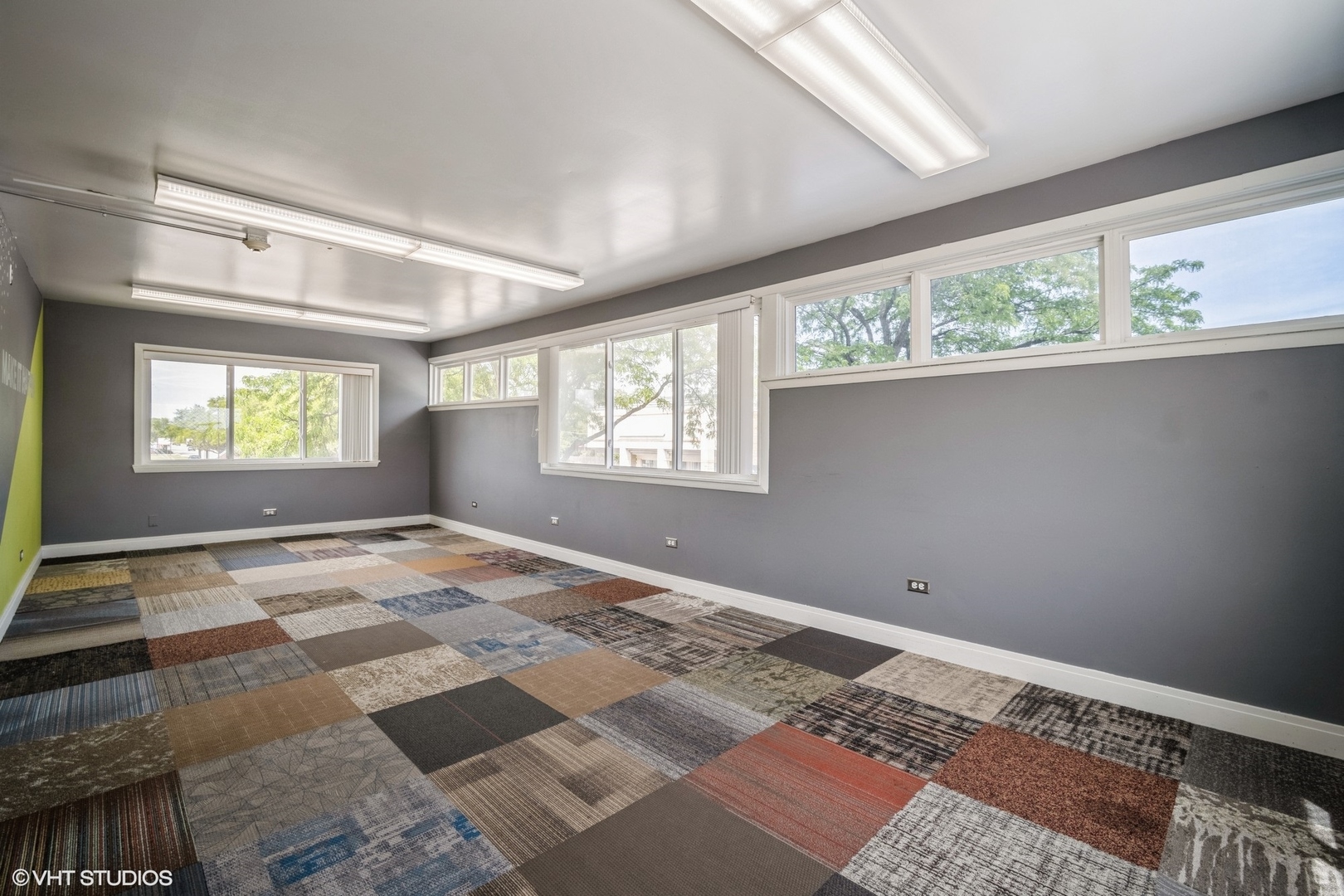 8755 Trumbull Avenue, Skokie, IL 60076