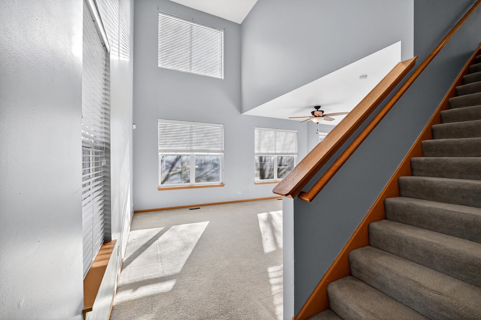 1492 Waterside Drive #1, DeKalb, IL 60115