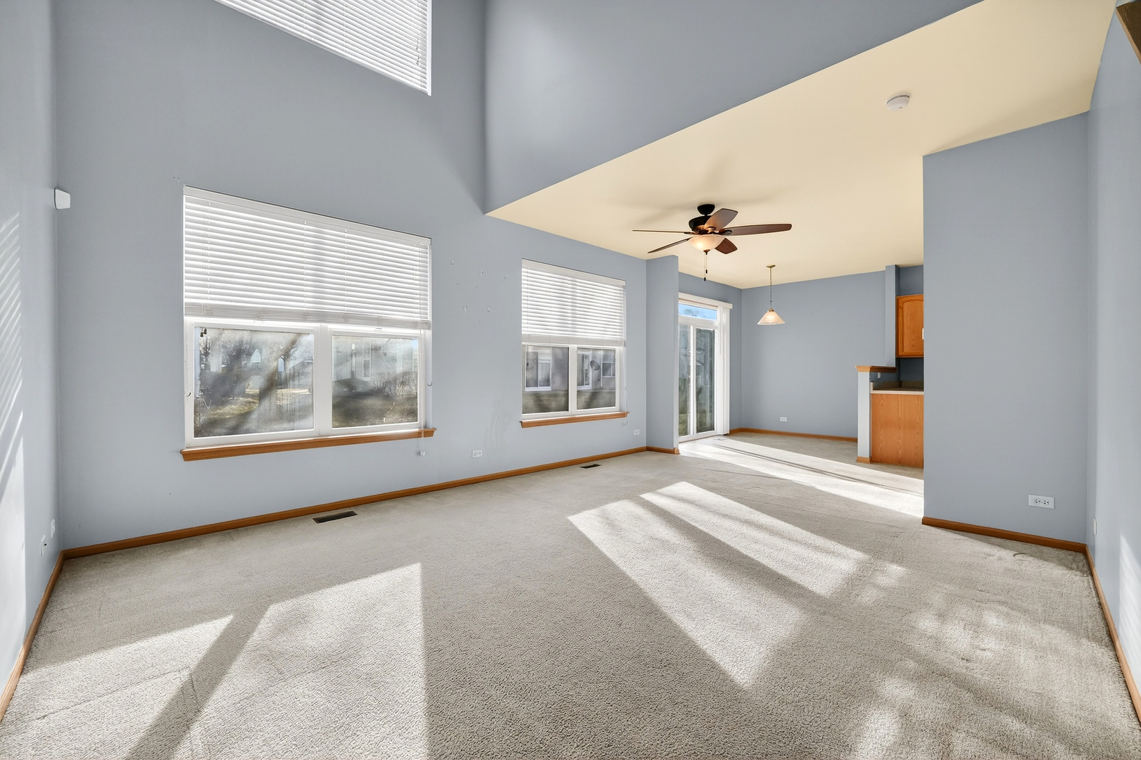 1492 Waterside Drive #1, DeKalb, IL 60115