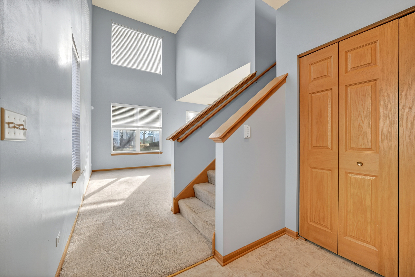 1492 Waterside Drive #1, DeKalb, IL 60115