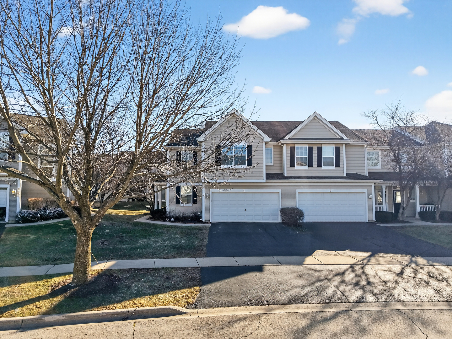 1492 Waterside Drive #1, DeKalb, IL 60115